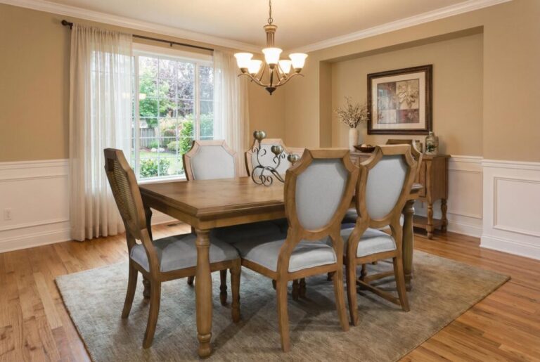 میز غذا خوری مدل رومینو